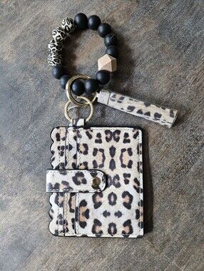 NWT Leopard Print Wallet Wristlet